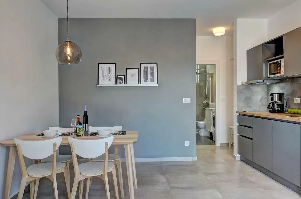 Apartman D Pula Apartment