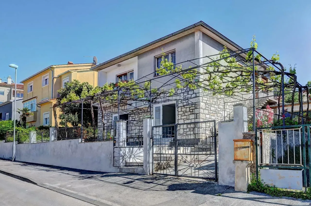 Apartman D Pula Croatia